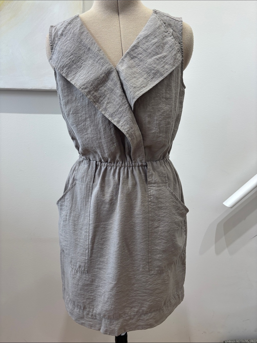 BCBGMaxAzria Sleeveless V-Neck Mini Dress in Light Gray